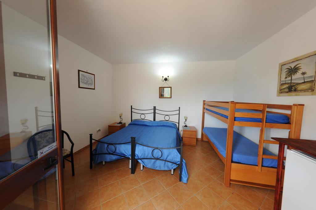 B&B Il Giardino Degli Ulivi Torre Santa Sabina Εξωτερικό φωτογραφία